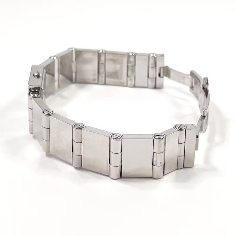 【日本直送 中古美品】グッチ GUCCI 腕時計 600L ステンレススチール シルバー ブラック文字盤 クオーツ スクエア