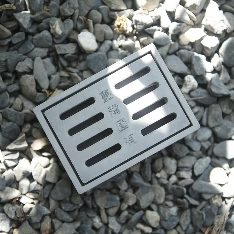 Taiwan Manhole- 臺灣國有・多功能水溝蓋