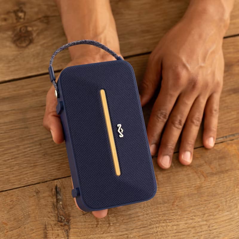 Marley Rise Up Solar 太陽能攜帶型防水藍牙喇叭 靛藍色