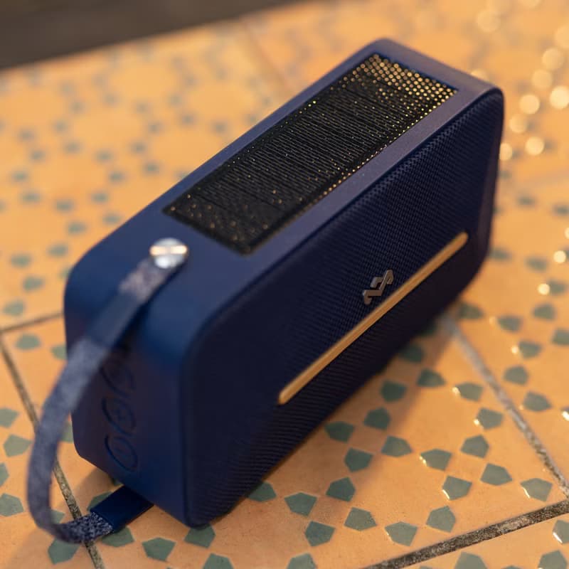 Marley Rise Up Solar 太陽能攜帶型防水藍牙喇叭 靛藍色