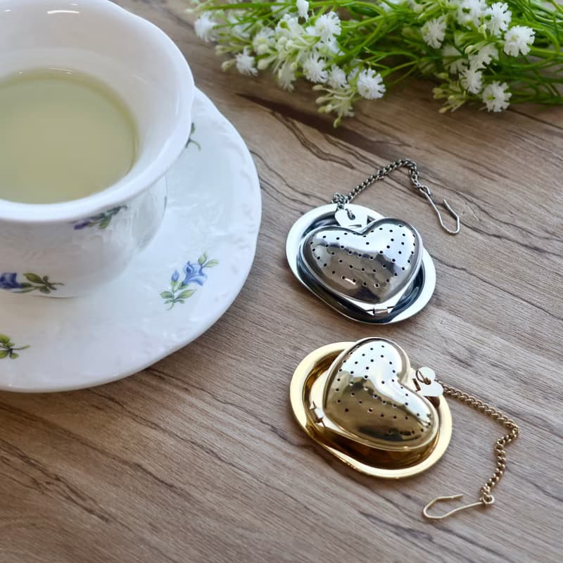 日本【SALUS 佐藤金屬】Tomiwoody 懸掛式濾茶器-愛心(兩色)