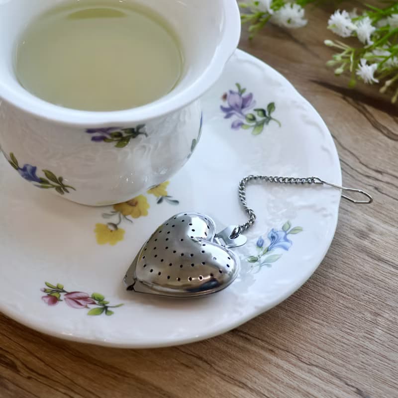 日本【SALUS 佐藤金屬】Tomiwoody 懸掛式濾茶器-愛心(兩色)