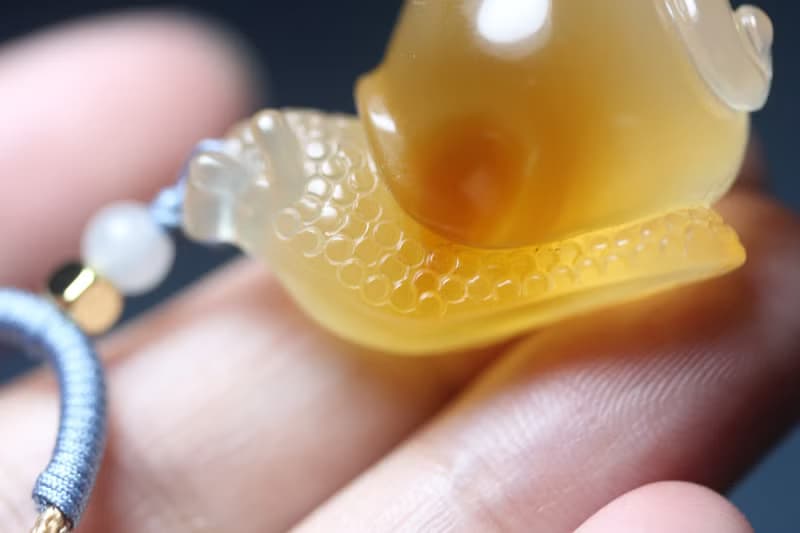 【蝸牛】天然糖心瑪瑙掛件/冰透精緻小巧可愛吊墜/送禮女友禮物