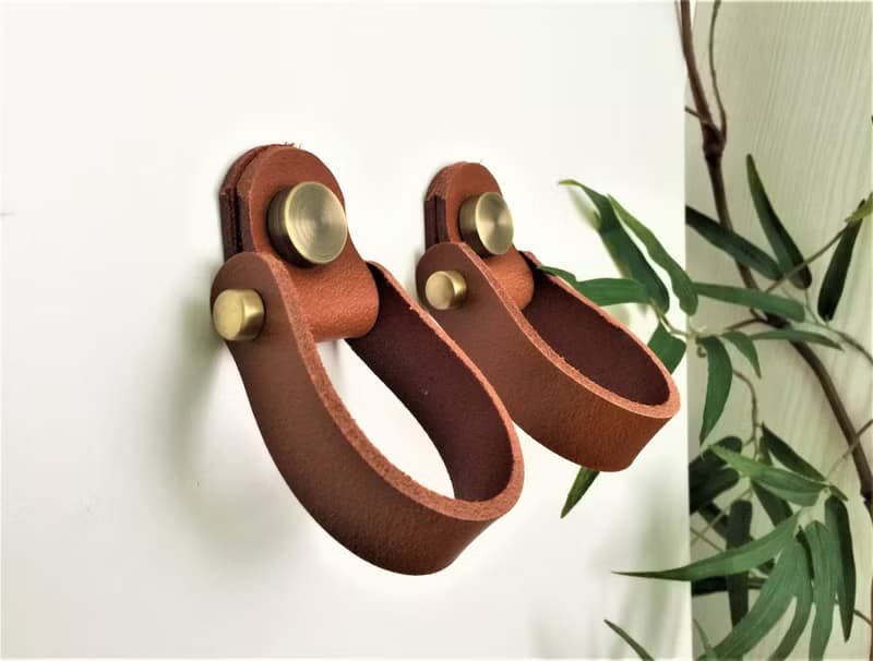 牛皮取手 // 衣櫃 // 櫃體 // 皮革把手 // 系統櫃 // 可訂製