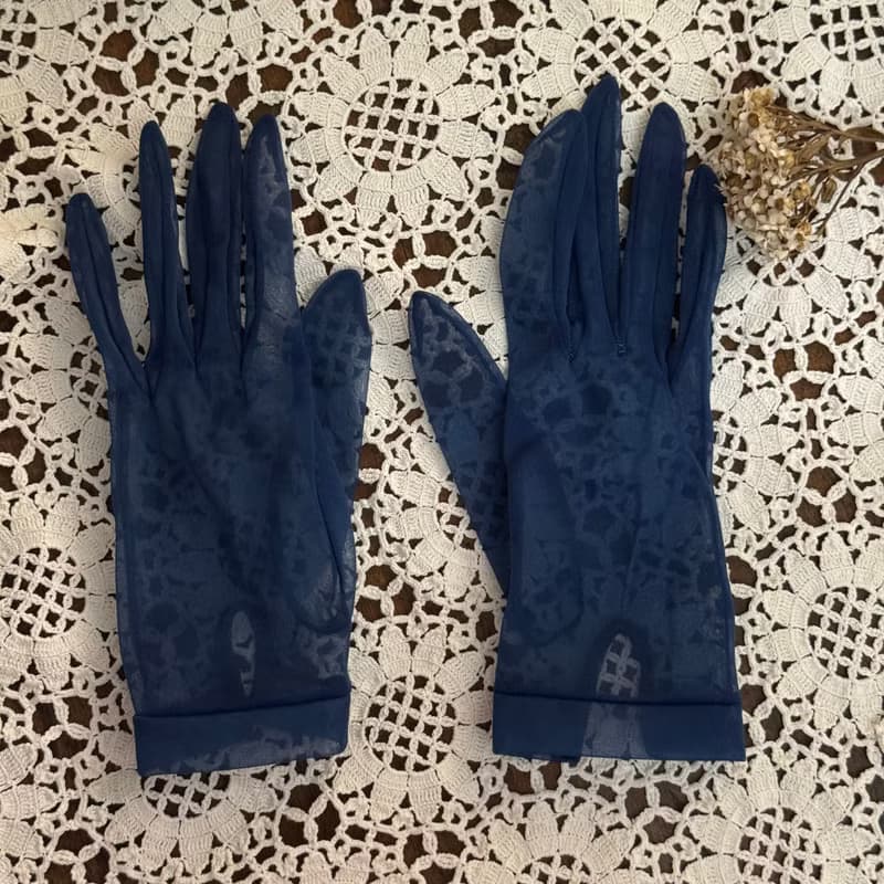 50356-典藏法國1950年代深藍薄紗手套