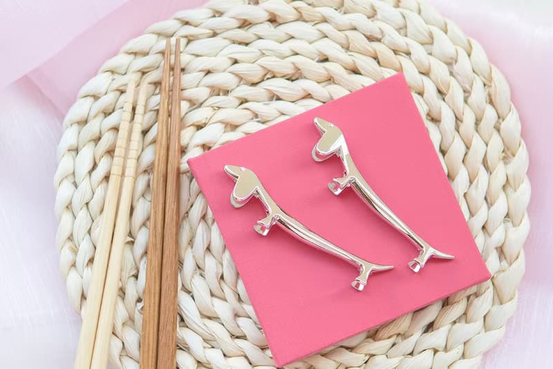 (附贈蝴蝶結吊牌包裝) 創意禮物 臘腸狗筷架 (滿百份免費印名字)