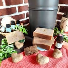 艾草手工皂-自然農法無毒艾草萃取-添加檜木精油-潔淨/潤澤/芳療