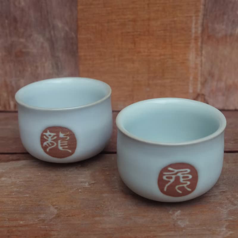 青瓷汝窯十二生肖茶杯 陶茶杯 陶杯