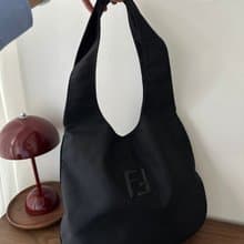 中古包 FENDI So Black 全黑Hobo