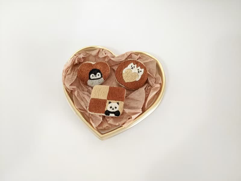 チョコ&クッキー3点セット　刺繍ブローチ