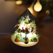 【聖誕節禮物】可愛風綠色水晶聖誕樹奧剛能量樹寶石樹小夜燈-