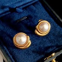 vintage jewelry  秀氣半球形珍珠夾式耳環
