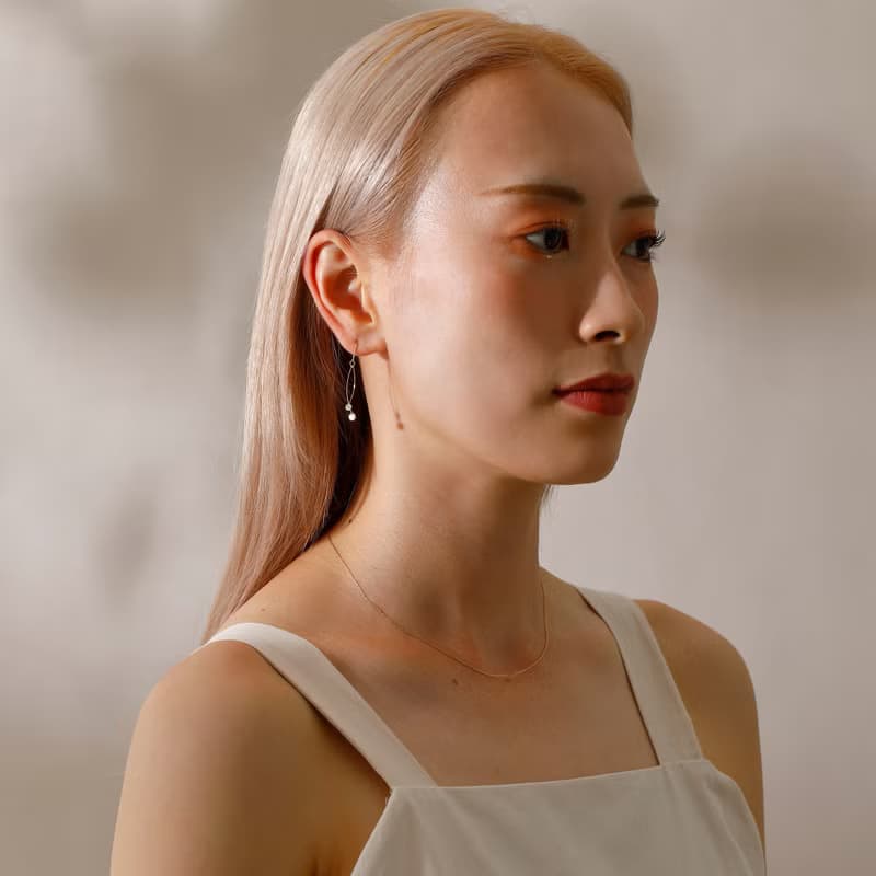 【Pinkoi限定商品】double gems pierced earring GD ニッケルフリーピアス　キュービックジルコニアが揺れるピアス　ゴールド