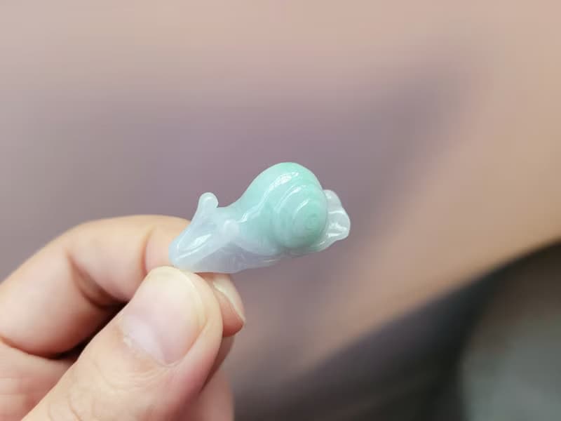 【親翠】天然翡翠 冰紫蝸牛Chill項鍊 | 特色可愛 | 見光不死紫翡