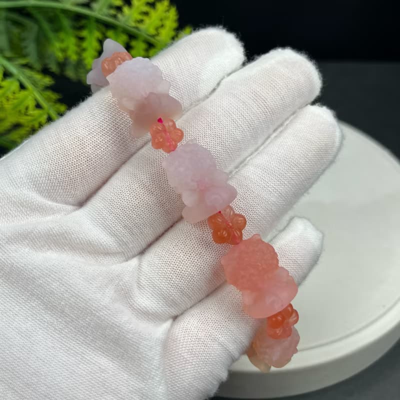 設計款手串雕刻莫桑比克紅瑪瑙吞金獸配冰飄南紅瑪瑙小花平安喜樂