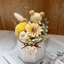 癒心花藝| 幻彩森林小熊擴香小桌花 生日禮物/桌上療癒/畢業禮物