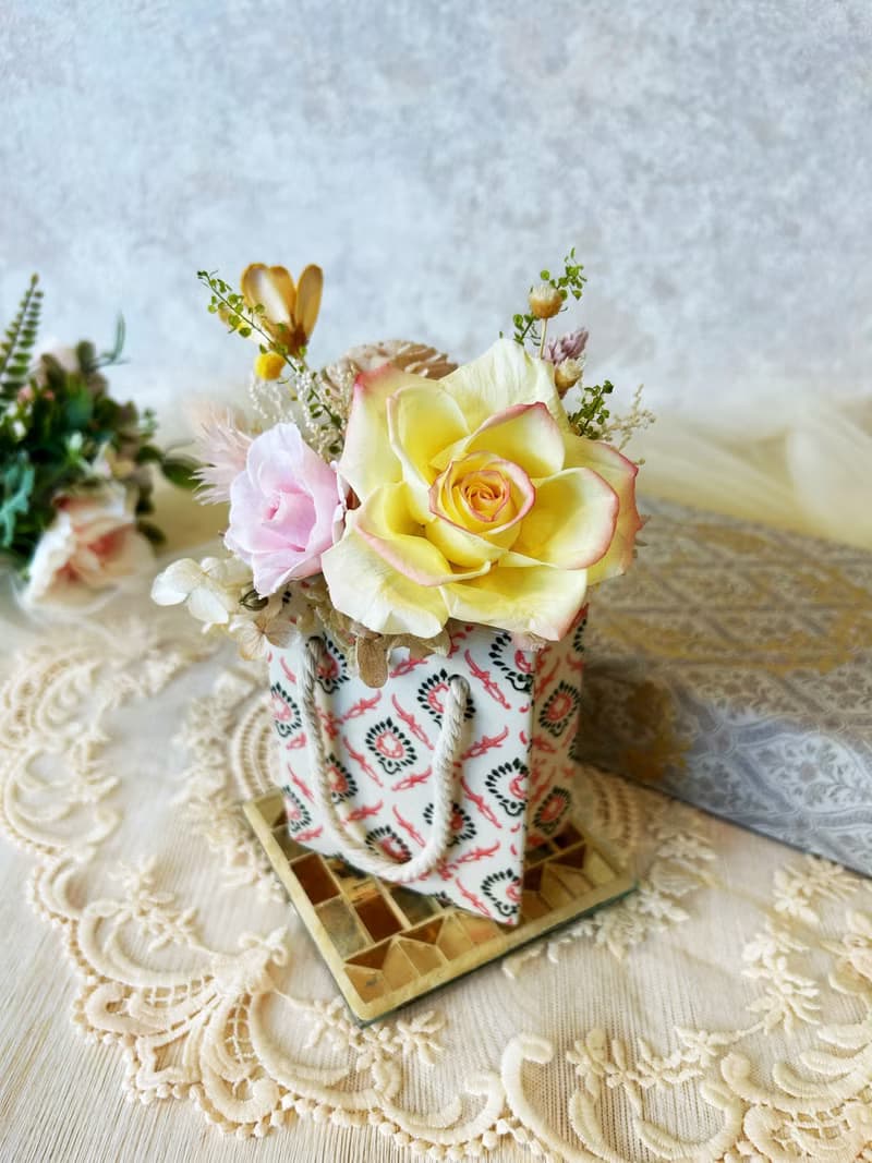 *每天為你讀一首詩* 日本進口禮物桌花 七夕禮物 情人節禮物