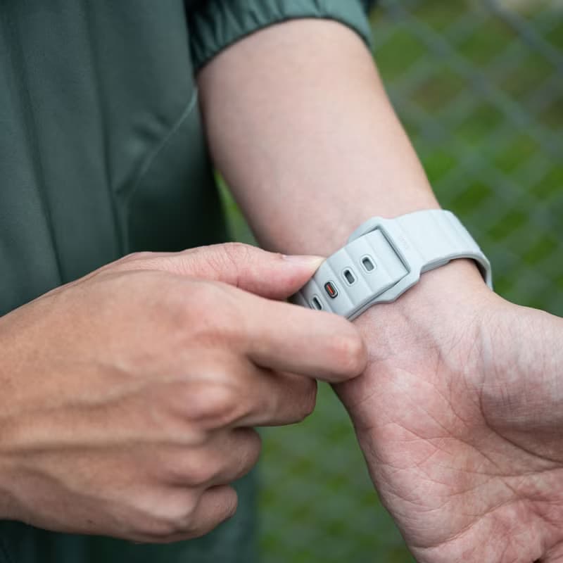 Apple Watch Stride 防水FKM橡膠不鏽鋼高質感錶帶(6色)