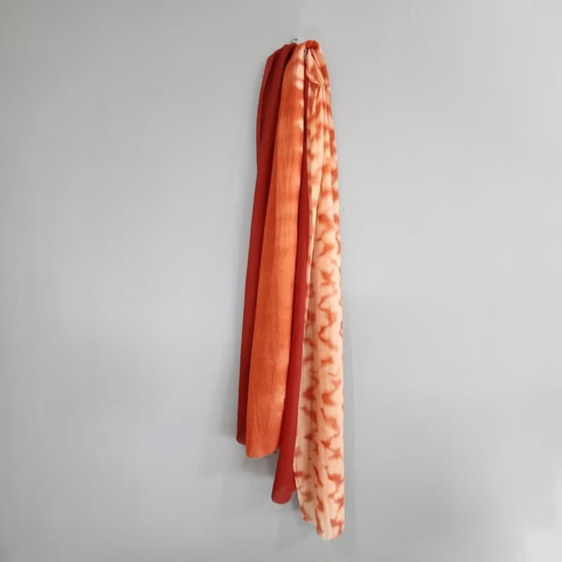 迎新紅-植物染羊絨圍巾 披肩