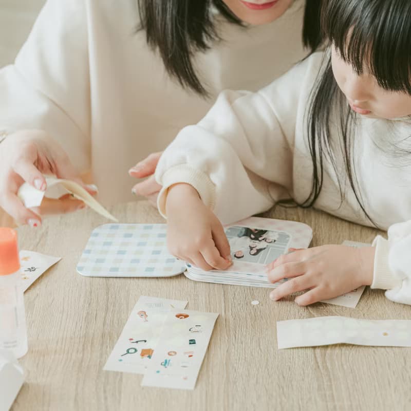hibi兒童手作相本 摩卡灰藍格紋