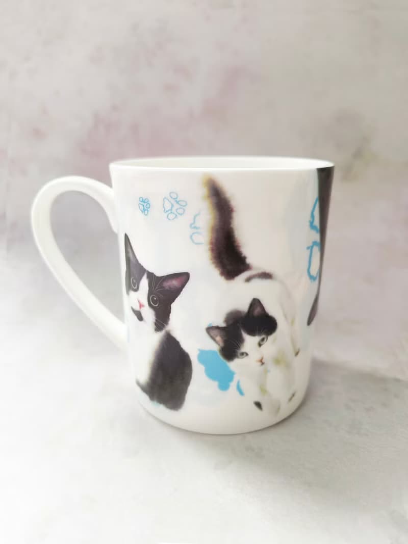 合作插畫藝術家-秋謙 水彩動物骨瓷杯-賓士貓  陶瓷馬克杯 骨瓷