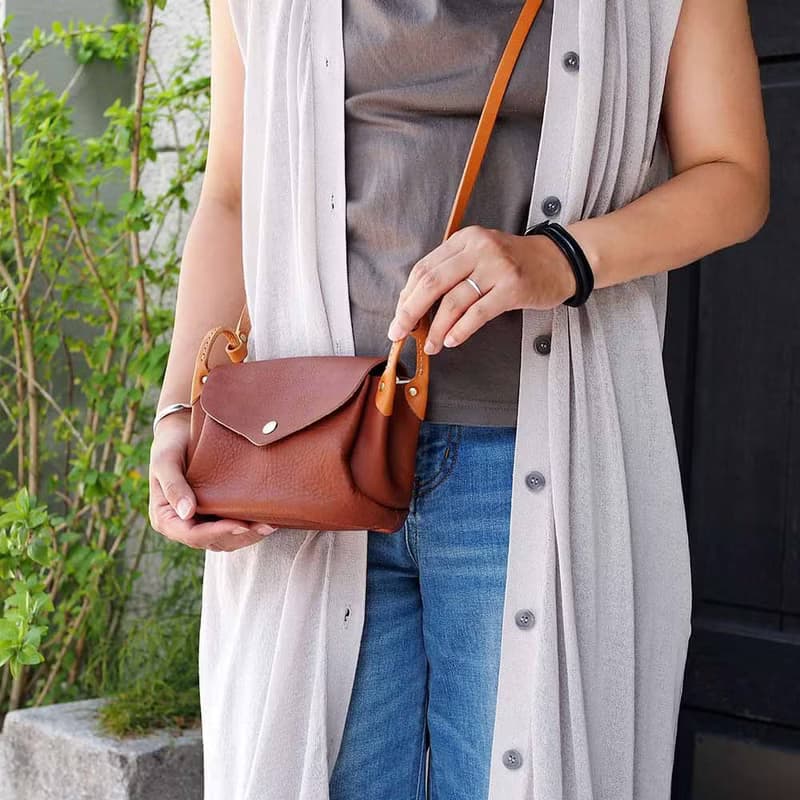 日本手作 甜美輕巧牛革隨身/側背包Made in Japan by CHAM