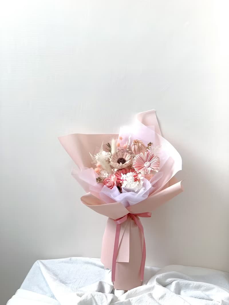 Baby pink 乾燥花永生花束 告白花束 生日禮物 情人花束 畢業花束