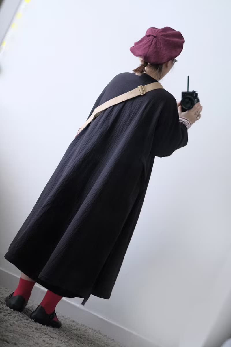 厚磅皺皺的超寬版暗黑小魔女外套