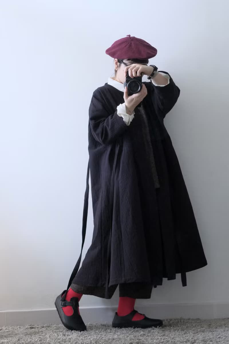 厚磅皺皺的超寬版暗黑小魔女外套