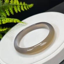 精品精選 香檳灰紫瑪瑙手鐲 58MM 冰潤起光扭扭波浪 穩定親和開朗