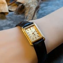 OMEGA  de ville Quartz 中古石英錶