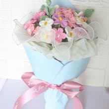 鈎織勿忘我花束