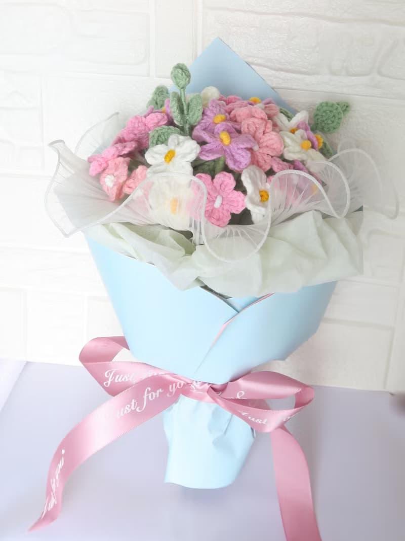 鈎織勿忘我花束