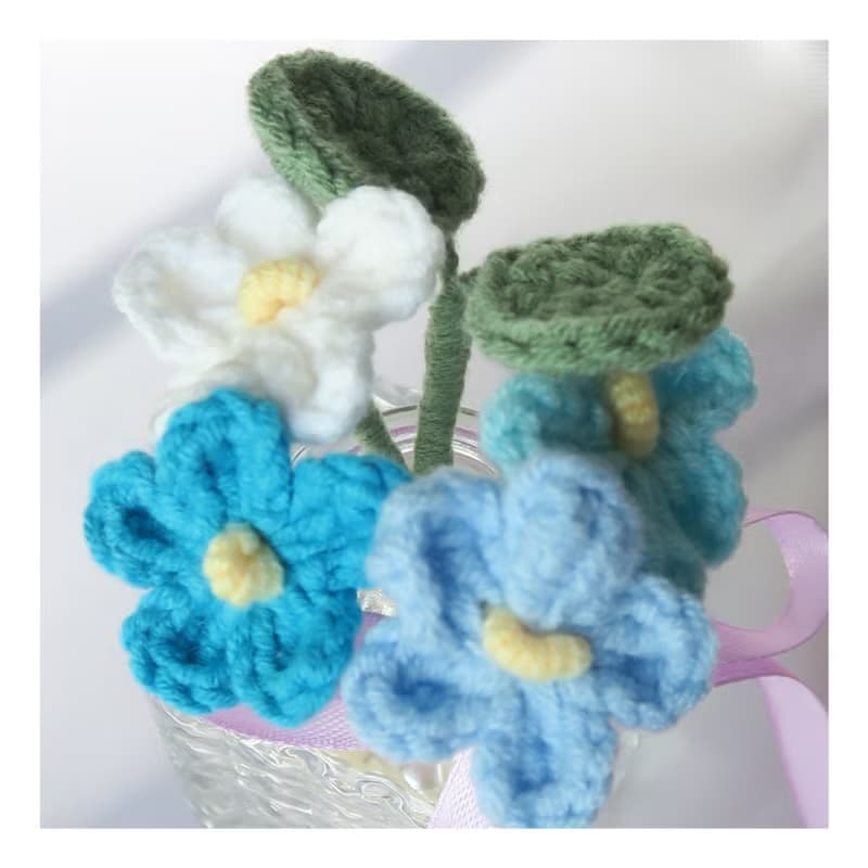 鈎織勿忘我花束