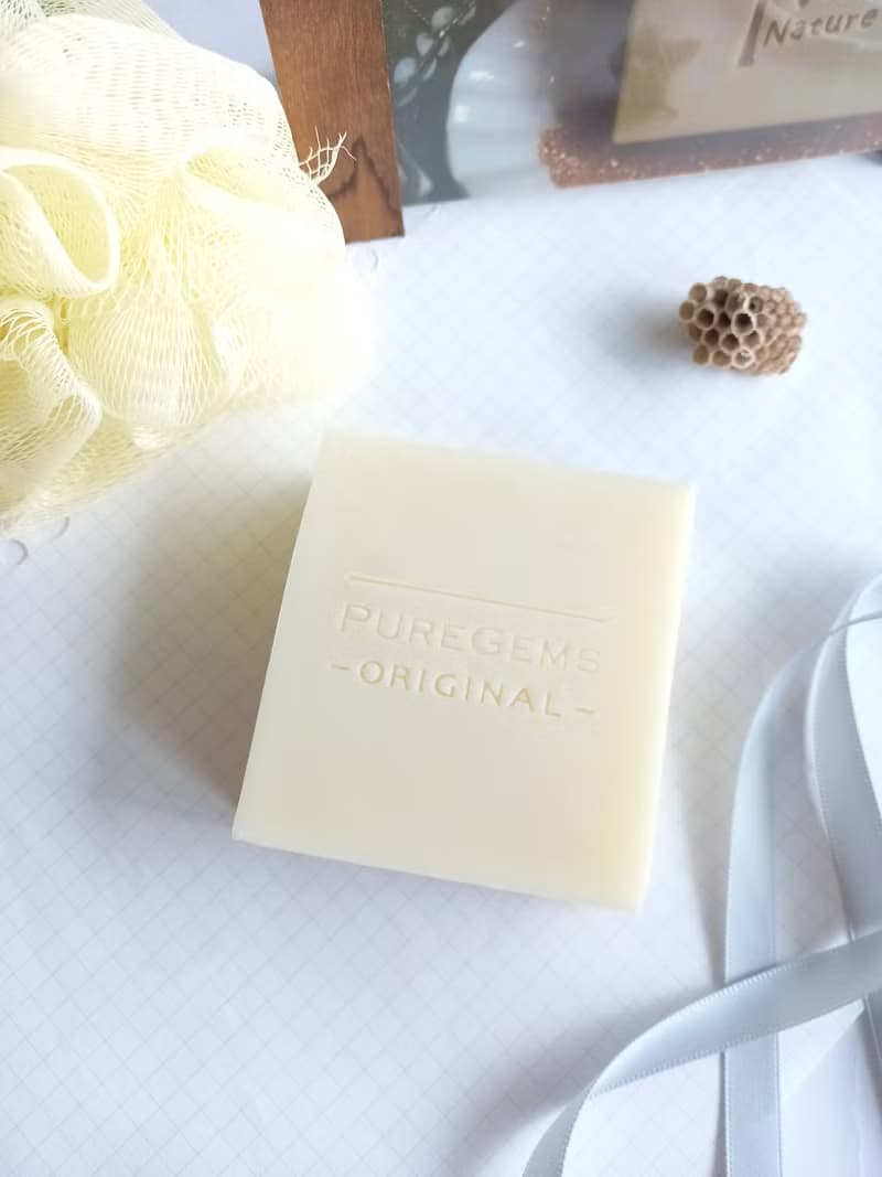 PUREGEMS。蜂膠。乳香 甜橙 薰衣草  手工皂 ||一般及乾性膚適用