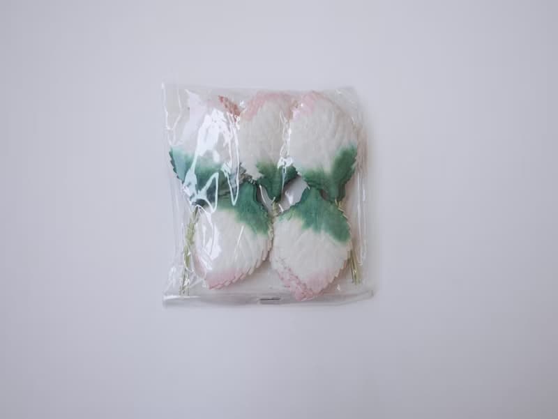 Paper Flower, Gift decoration DIY supplies: 50 pieces, green brush pink leaves