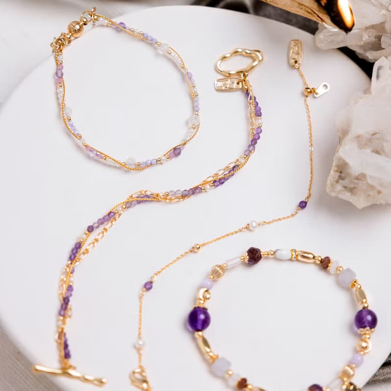 貴人 x 紫水晶 淡水珍珠 黃銅鍍18K金【風信子 • 重生的愛】手鍊