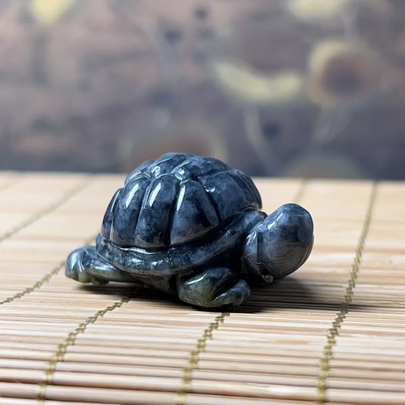 【吉祥‧長壽】烏雞翡翠烏龜 | 天然緬甸A貨翡翠 |  送禮
