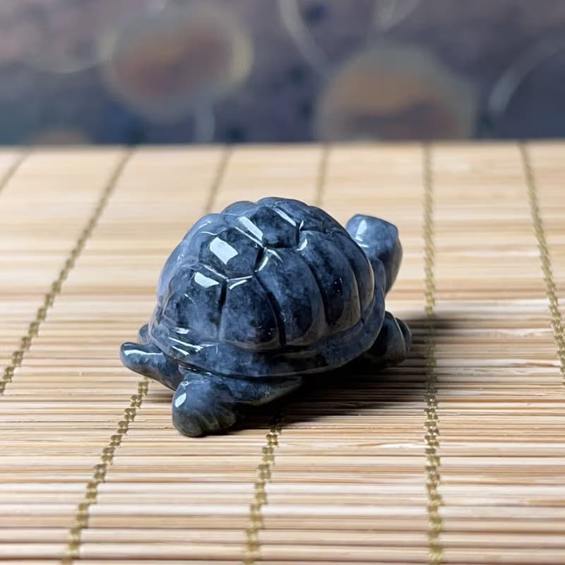【吉祥‧長壽】烏雞翡翠烏龜 | 天然緬甸A貨翡翠 |  送禮