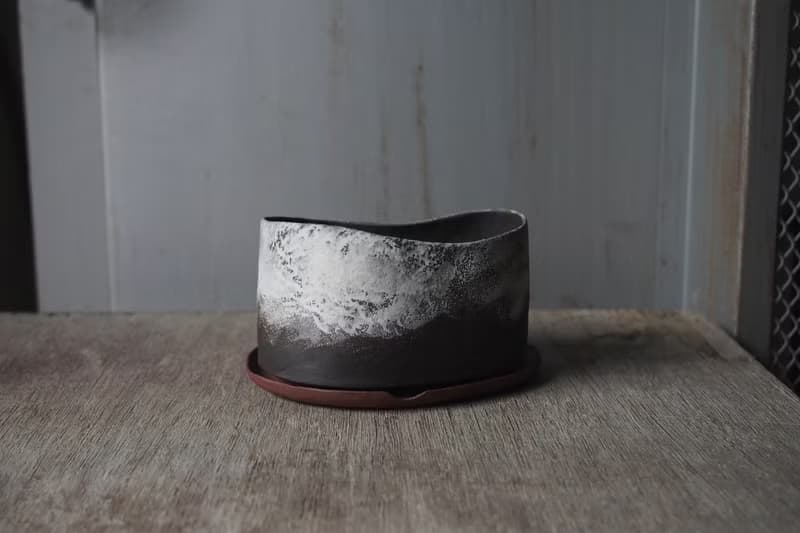 陶製花器 / 盆栽