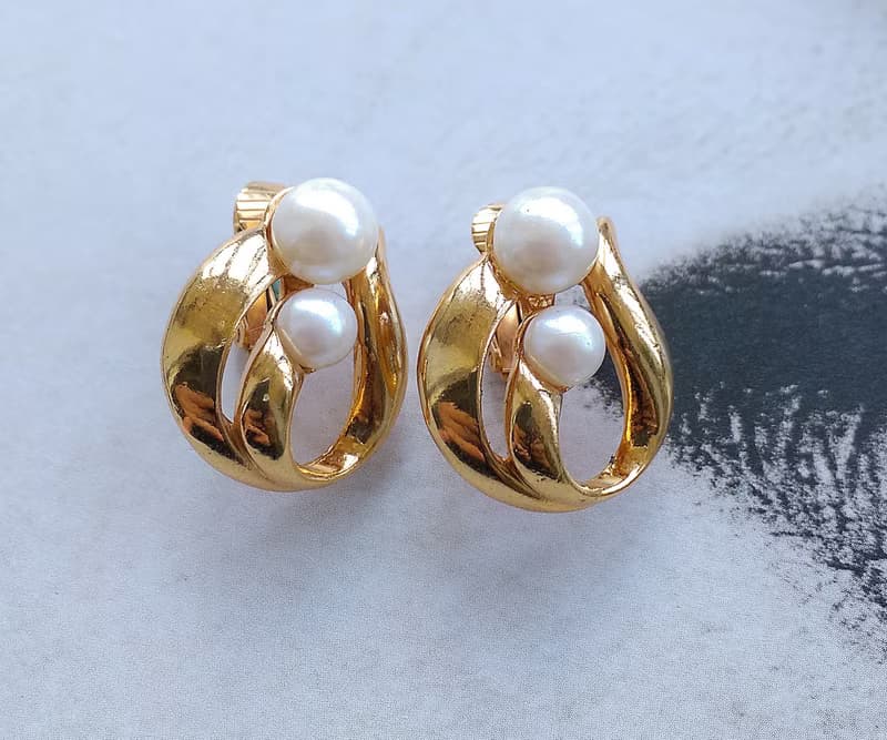 Vintage Jewelry 西洋古董飾品 AVON 優雅 對稱雙珠 夾式耳環