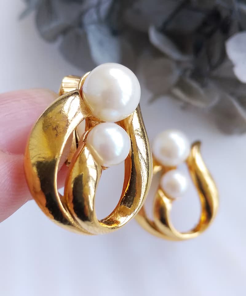Vintage Jewelry 西洋古董飾品 AVON 優雅 對稱雙珠 夾式耳環