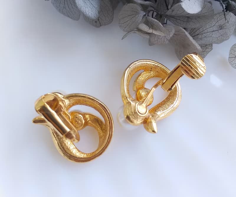 Vintage Jewelry 西洋古董飾品 AVON 優雅 對稱雙珠 夾式耳環