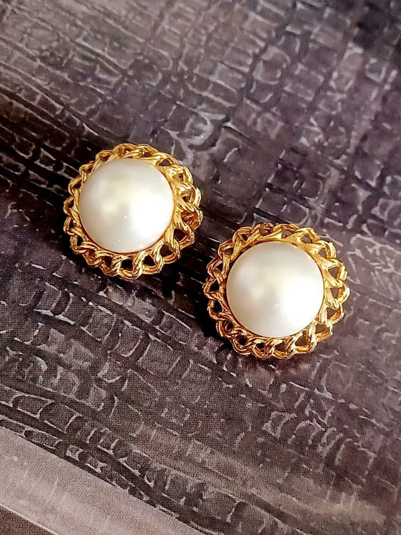 vintage jewelry  典雅金色繩結鑲邊仿珠 夾式耳環
