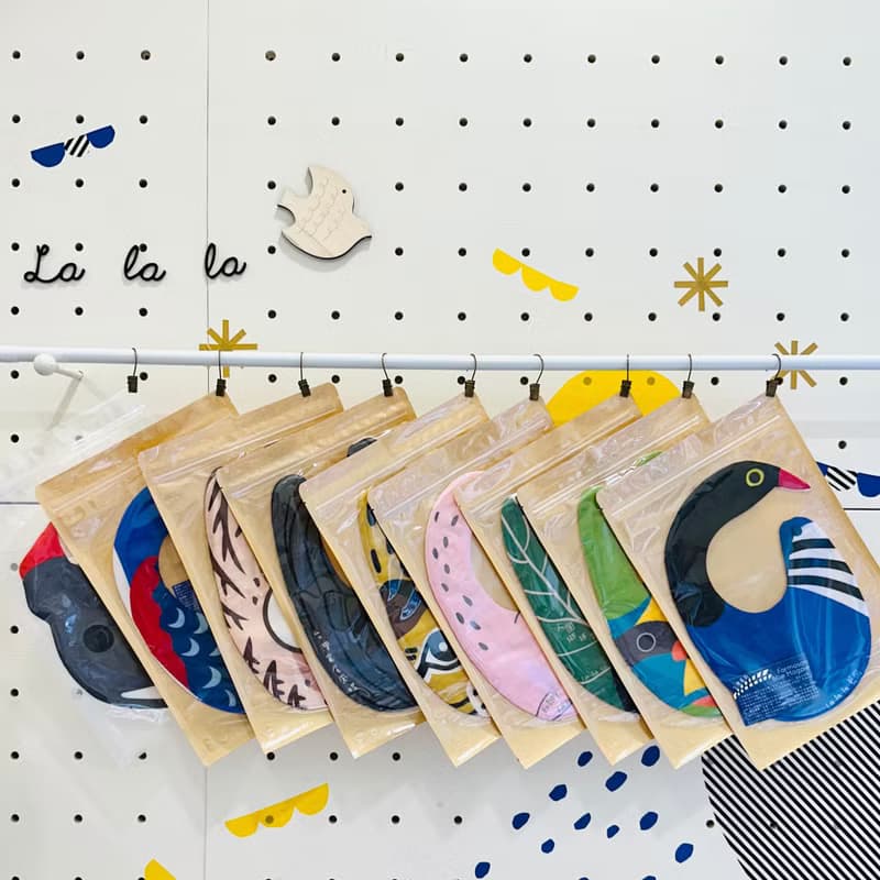 台灣藍鵲_台灣特有種 八層紗棉質口水巾 / 圍兜兜