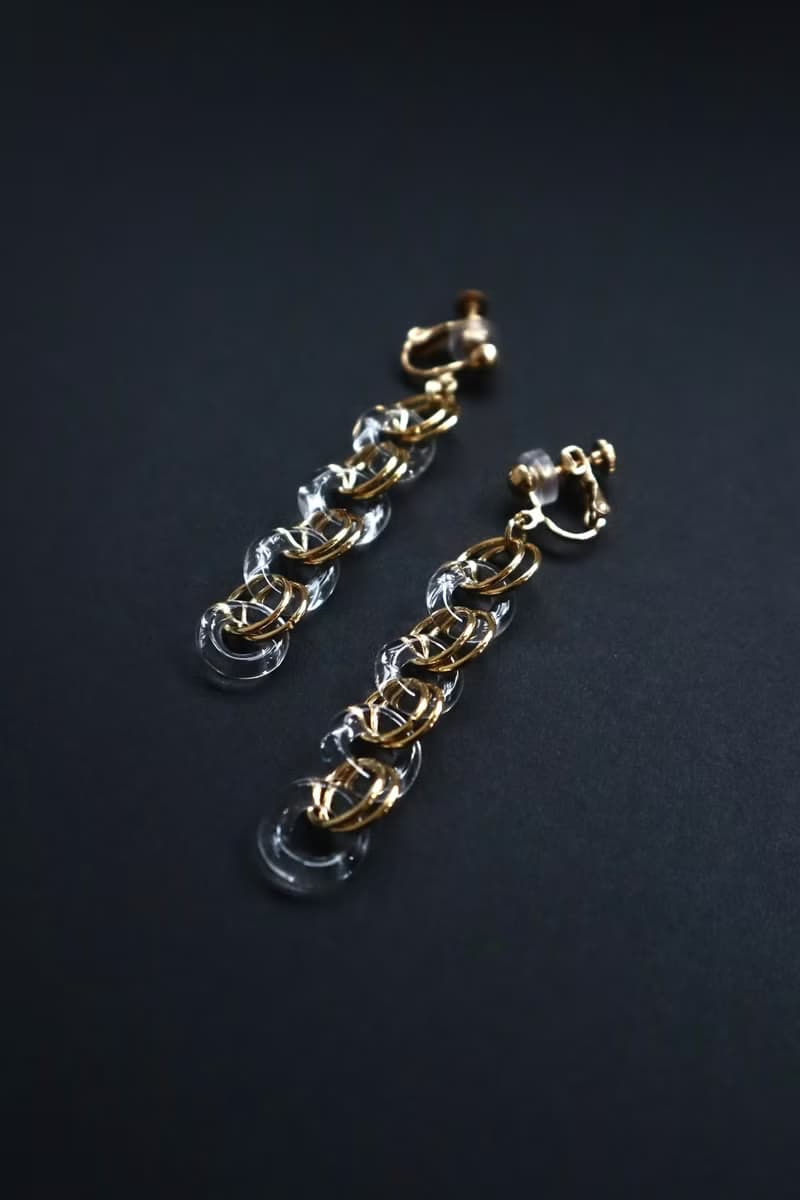 -Chain of Light-　ガラス　ピアス　イヤリング