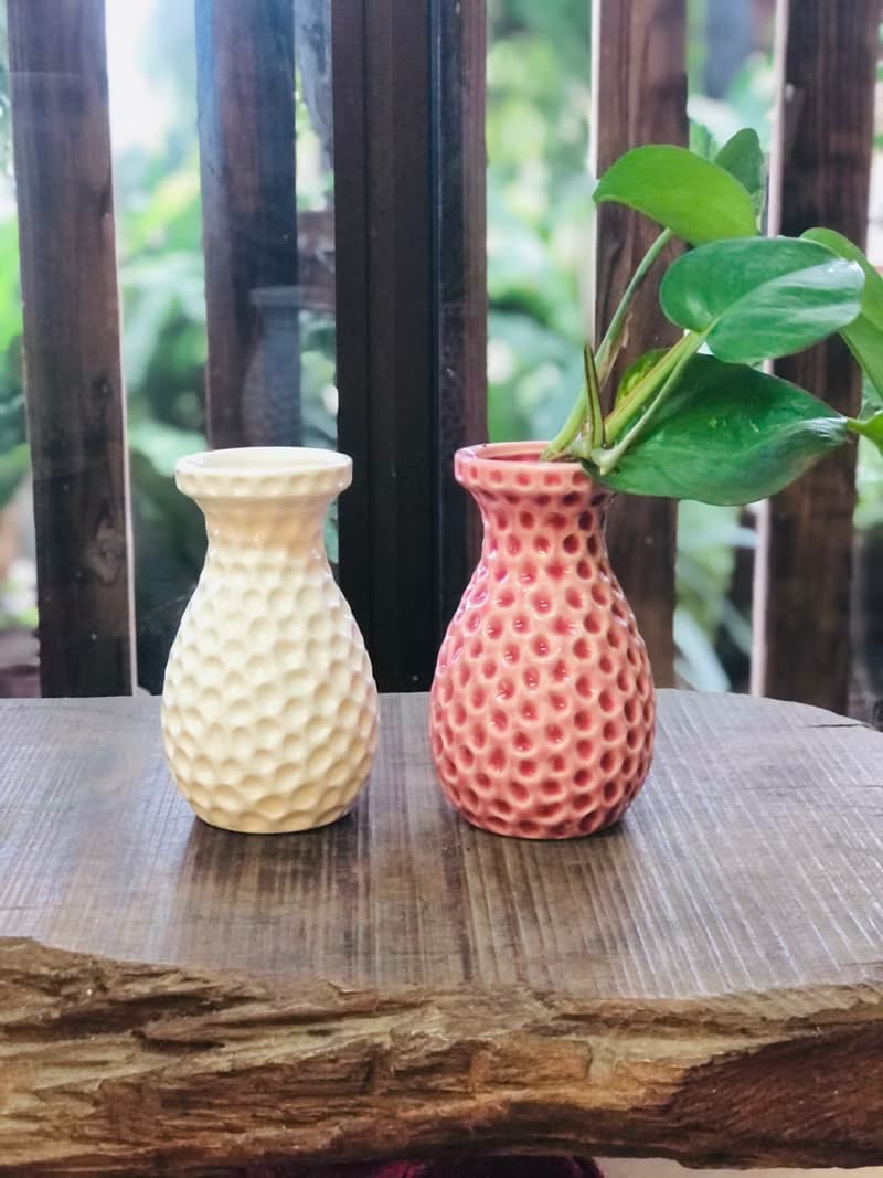 陶瓷圓點刻紋造型 白釉小花器 花瓶擺件 辦公桌 茶席