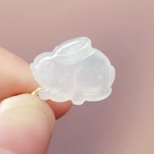 【親翠】天然翡翠 高冰白冰冰透透肥美小兔兔項鍊 | 生肖兔