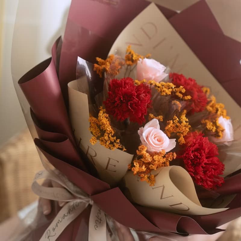 永生康乃馨簡約質感母親節花束 紅色康乃馨 粉玫瑰花束