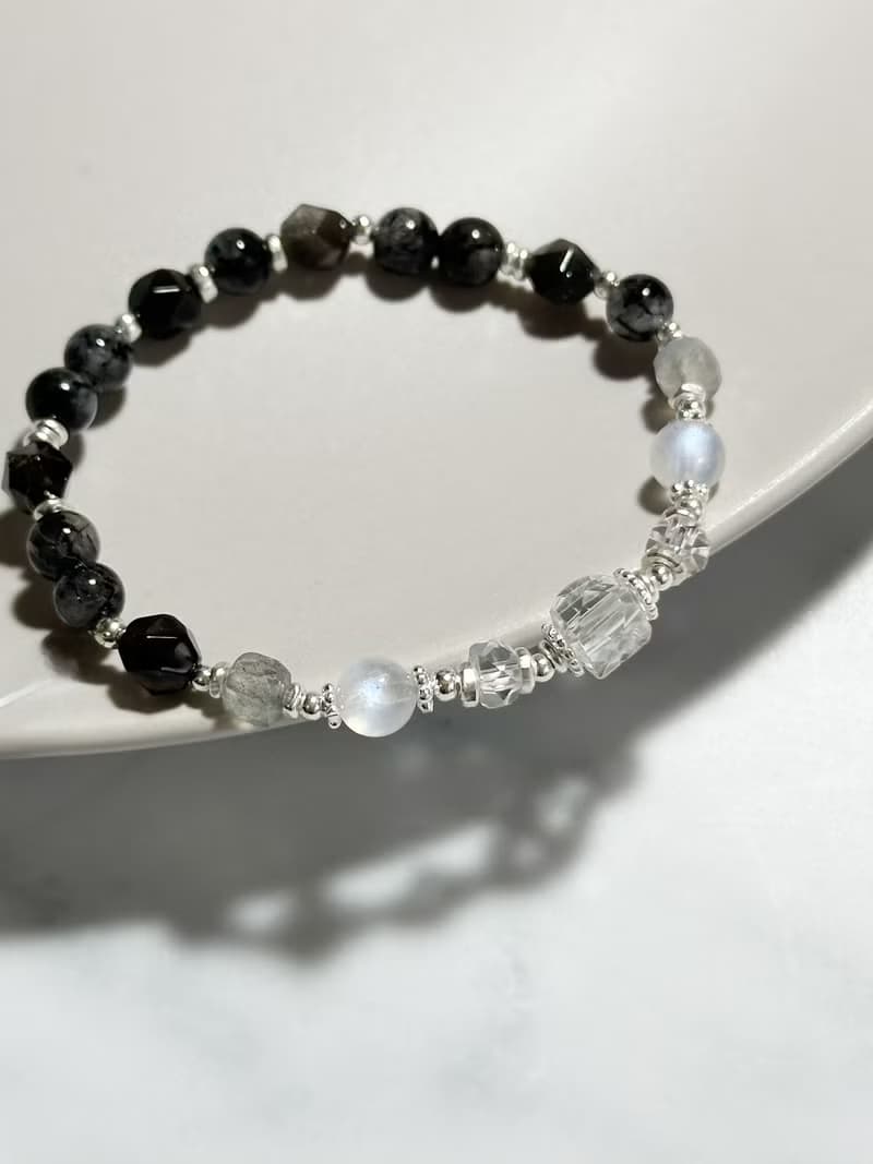黑白優雅-黑髮晶.黑曜岩.月光石-純銀設計款手鍊